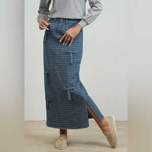 Bow denim skirt